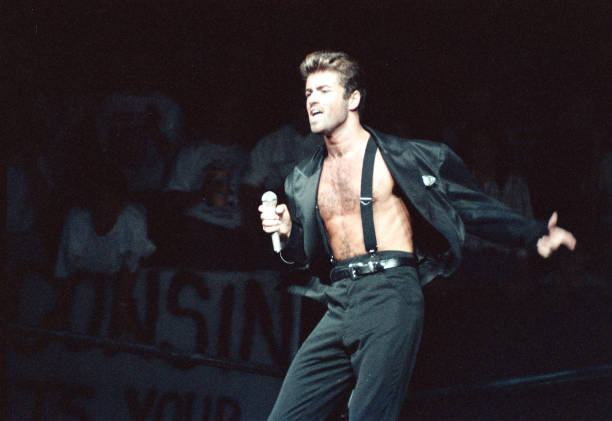 50 Legendary Male Singers Who Shaped the History of Music